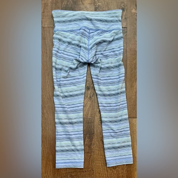Lululemon Wunder under space dye wave cropped leggings Sz 4 - Picture 4 of 6